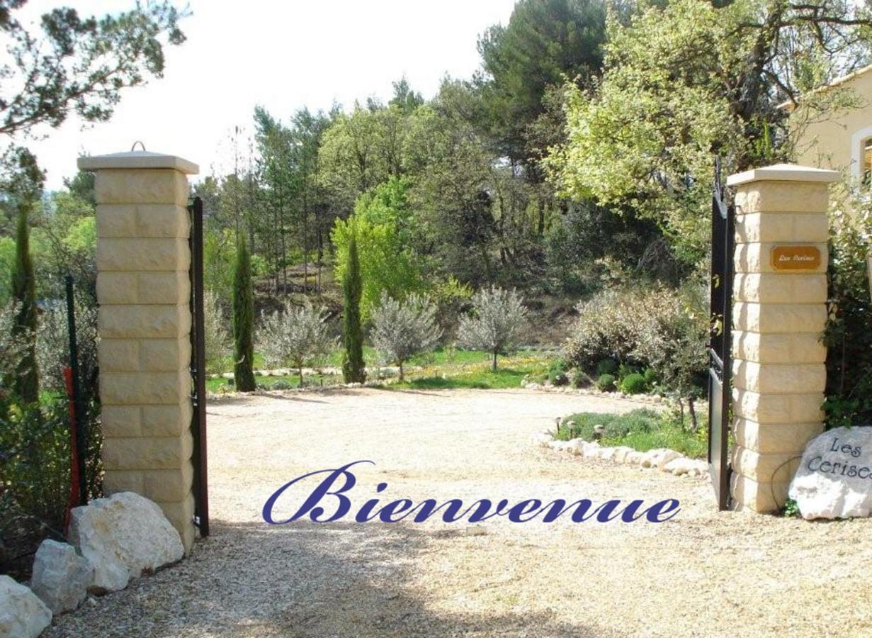 Les Cerises Bed and Breakfast Saint-Saturnin-d'Apt Eksteriør billede